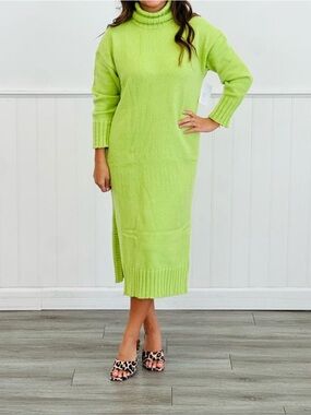 Lovelo Plus 1XL Turtleneck Lime Green Maxi Sweater Dress NWOT Spring/Winter Boho